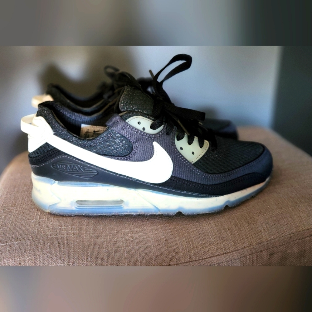 Nike air max terrascape size 10